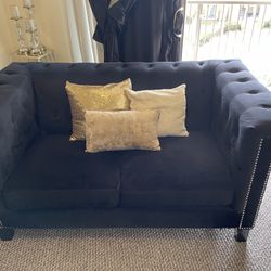 2 Black Piece Sofa Set