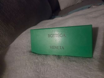 Sunglasses case ( authentic)
