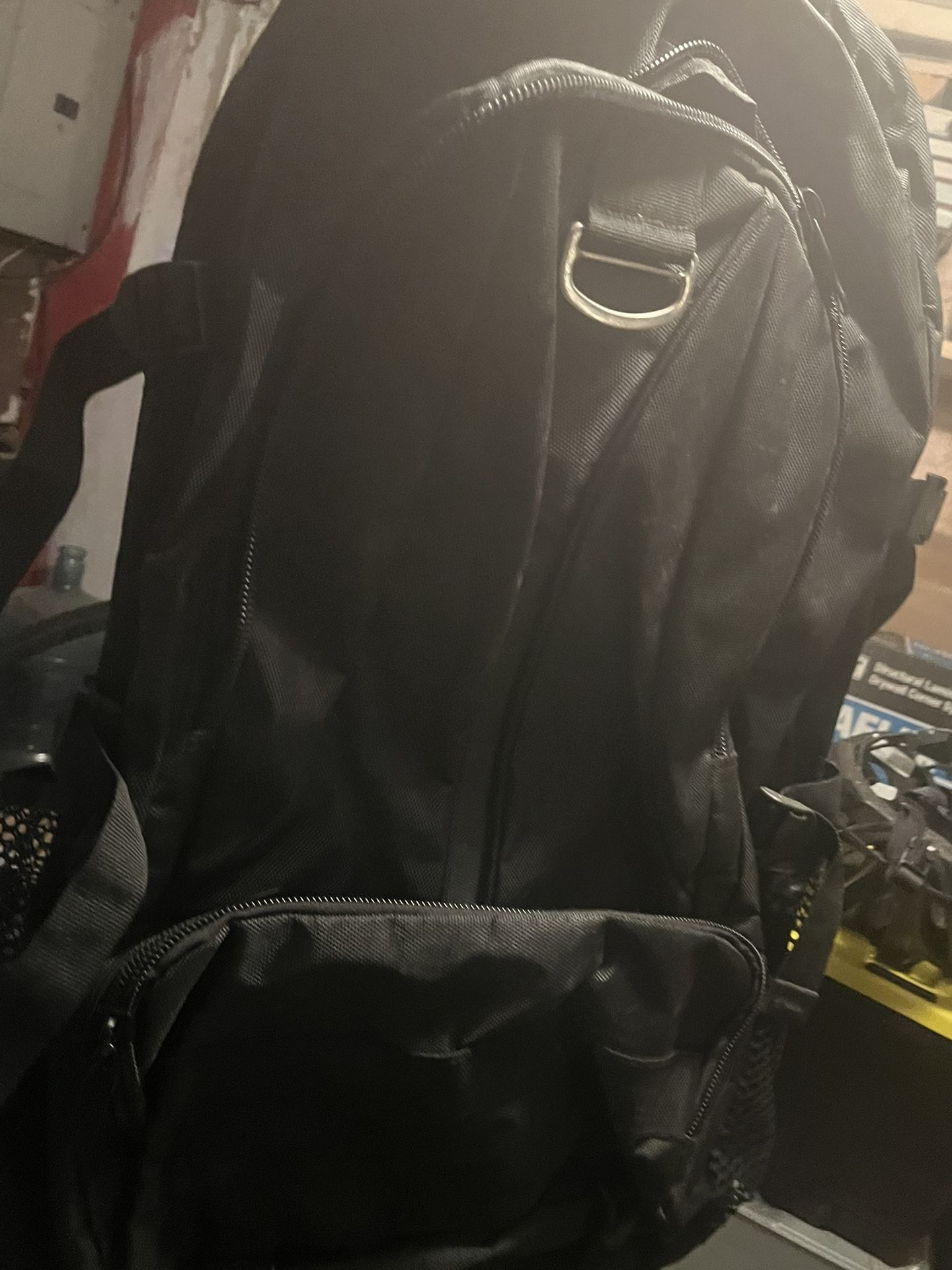 🎒 Heavy-Duty Xpress Backpack – Excellent Condition! 🎒
