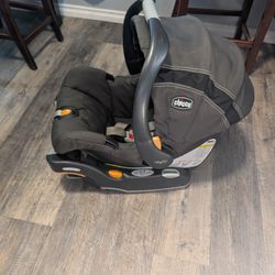 Chicco Keyfit infant Car Seat 