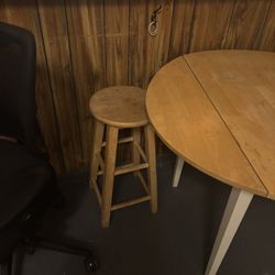 Round Breakfast Table With Fold Dine Sides