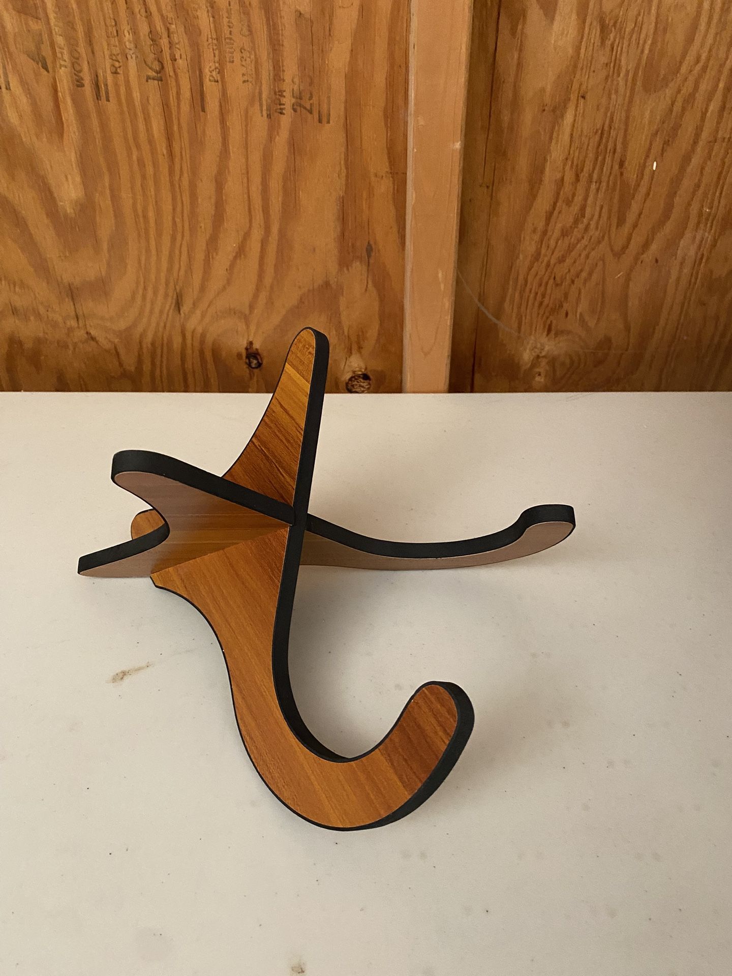 Ukulele Stand