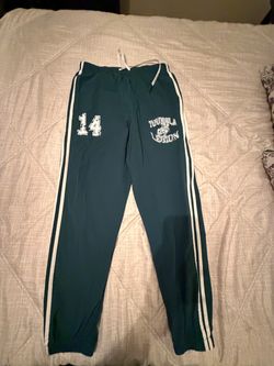 YLA green pants legion size MD