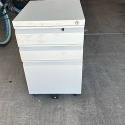 3 Drawer File Cabinet