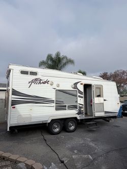 Eclipse attitude, 21 AK Toy Hauler Trailer