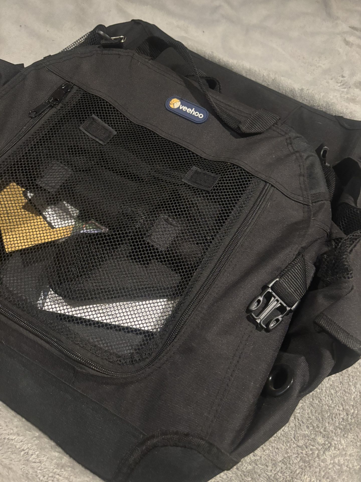 Small/ Medium Portable Dog Carrier / Crate