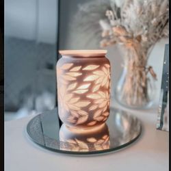 Unbealeafable Scentsy Warmer 