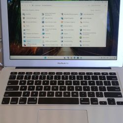 MacBook Air A1466 13.3" Intel i5, 8GB RAM 250GB SSD w/ Charger dualboot windows 11 & OSX Lion