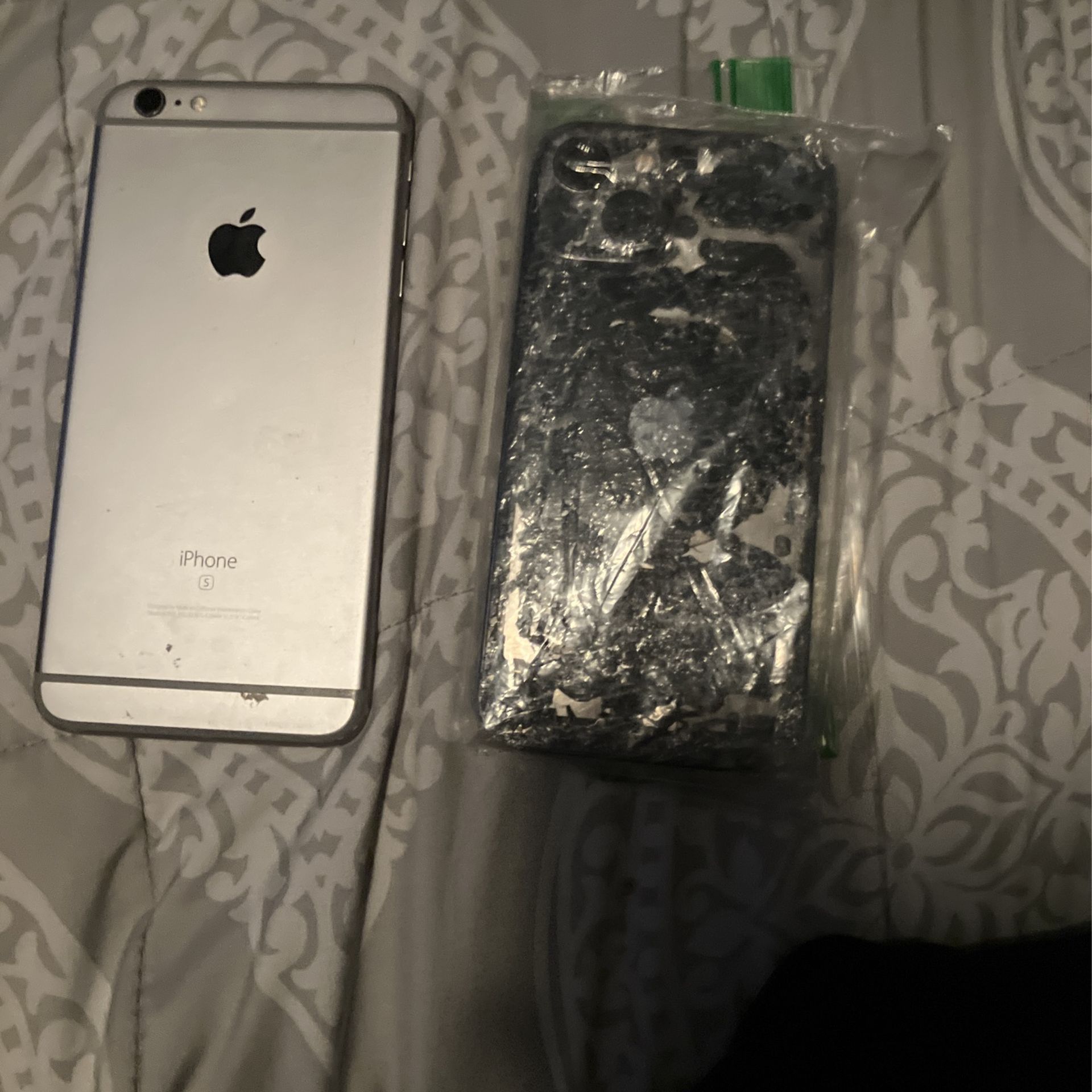 I Phone 6s And iPhone 13 Parts