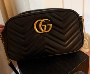 Authentic Small GG Marmont Chain Shoulder Bag Black