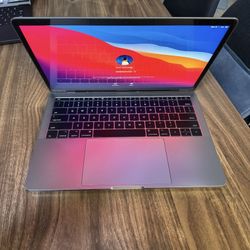 MacBook Pro 13inch (2017)