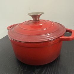 Red 2 Qt Enameled Dutch Oven