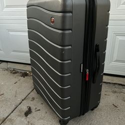SWISS XL hardshelled Suitcase
