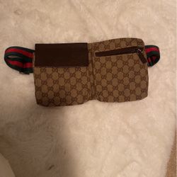 Crossbody/waist Gucci Bag