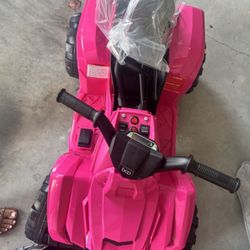 Child’s 4wheeler 