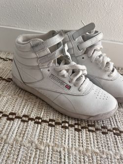 90s High top Reebok Women 6.5