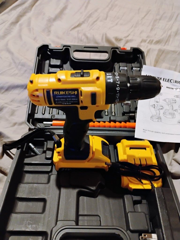 Cordless Drill With 2 Batteries And Accessories