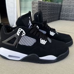 Jordan 4 White Thunder 