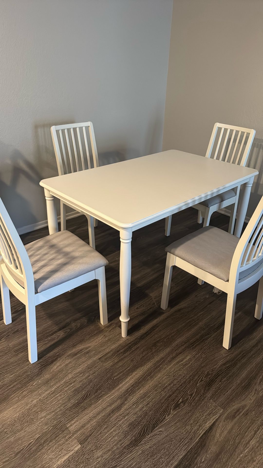 Dining Table With 4 Chairs