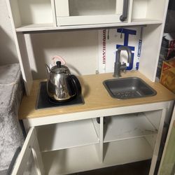 Play Kitchen With Accessories 