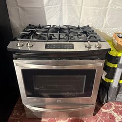 Kitchen stove (Kenmore, silver stainless steel)
