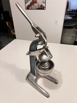 Vintage Cast metal citrus juice press