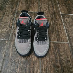 Jordan Mens Air 4 Retro size 7.5