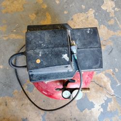 Porter-Cable
6 Gal. 150 PSI Portable Electric Pancake Air Compressor