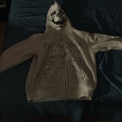 Grey Designer hoodie *Brand New*, Zips up all the way to the hood.