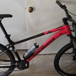 Like New Rocky Mountain Bike
