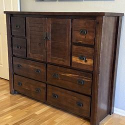 Bedroom Dresser And Nightstands