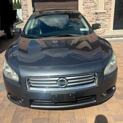 2012 Nissan Maxima 