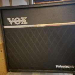 VOX VT40+ GUITAR AMPLIFIER 