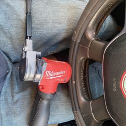 Milwaukee Fuel M12 Bandfile