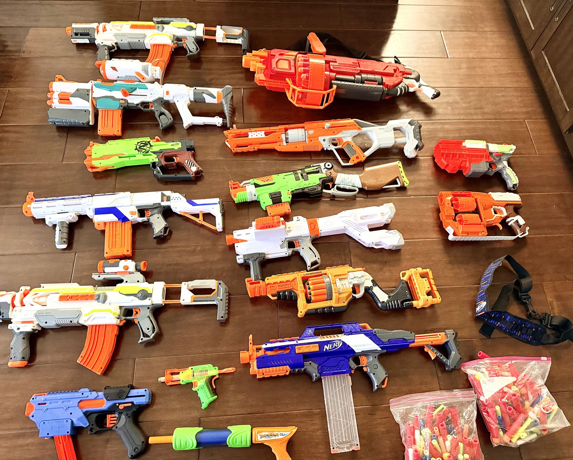 15 Nerf and 1 water gun toys