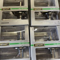Lot Of 4 Defiant Freedom Satin Nickel Hall/Closet Door Handle