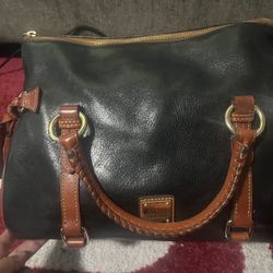 Black Dooney And Burke Purse 