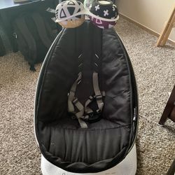 ✨ For Sale: 4moms MamaRoo 4 Infant Seat – Gently Used ✨ Price: $120 OBO | Pickup in Milton