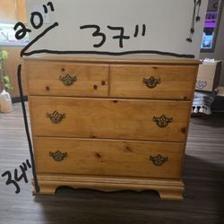 3 Piece Antique Bedroom Set 