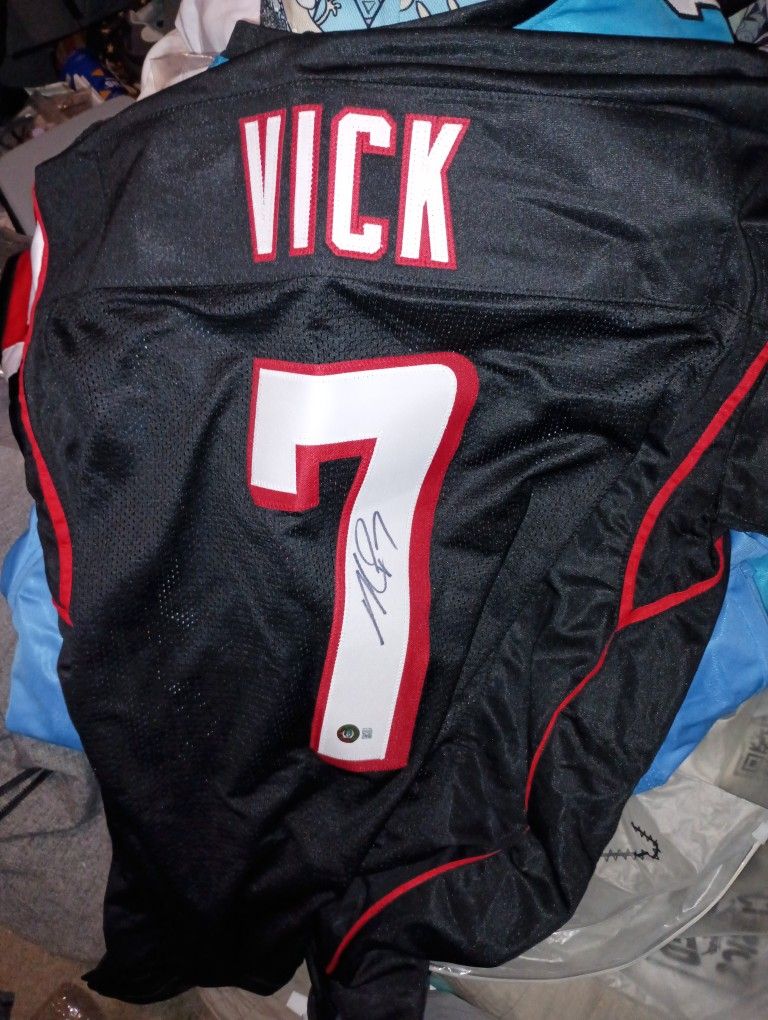 Mike Vick Autographed Falcons Jersey