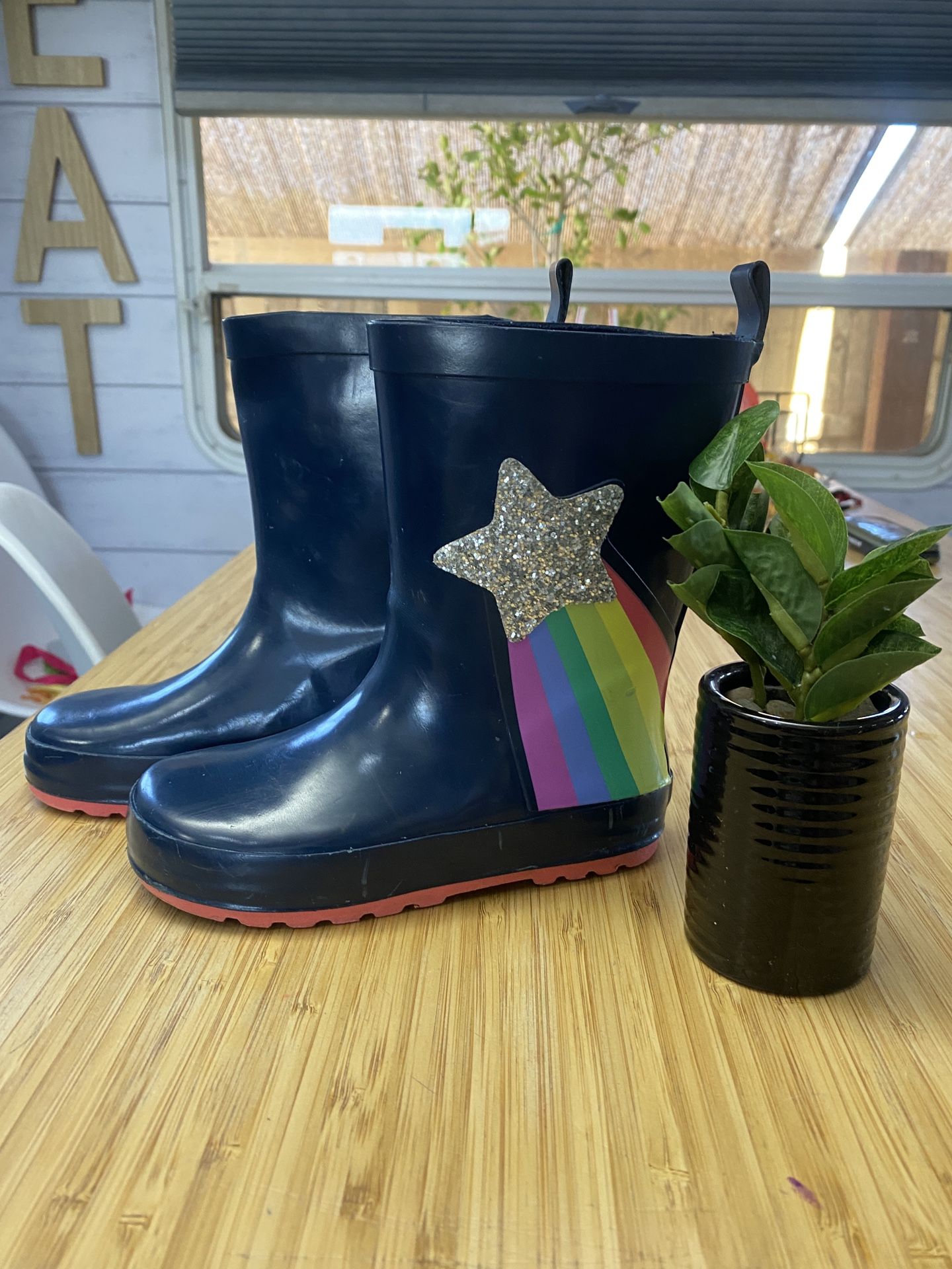 Rain Boots Girl Size 9-10