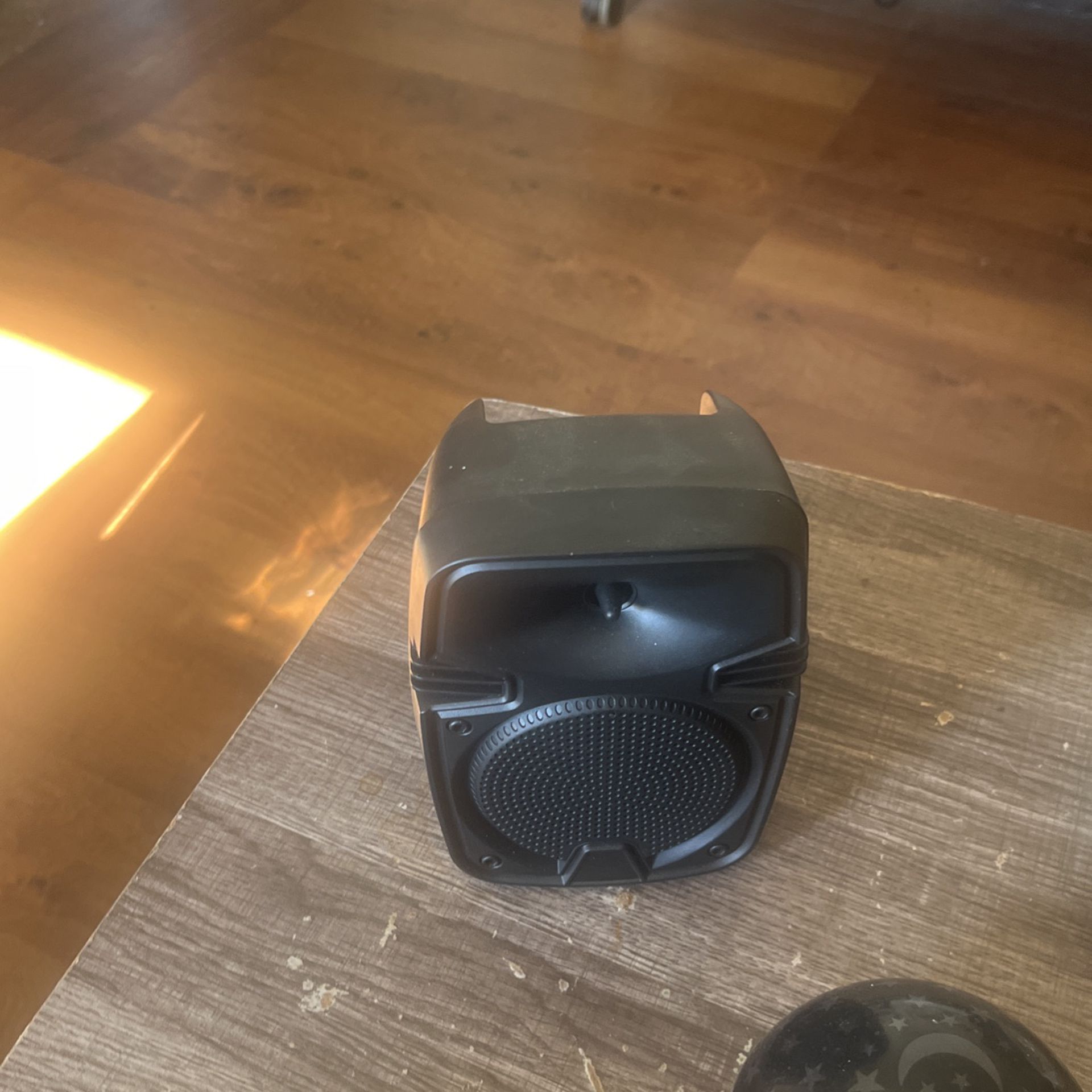 mimi led bluetooth speaker 