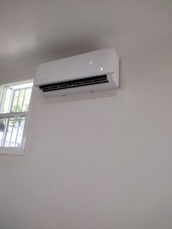 New 12K WiFi 1 ton Mini Split AC / Air Conditioner Heating & Cooling Installation Installer Repair & Service.