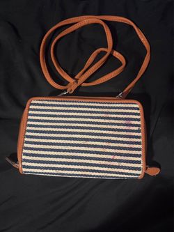 Wallet side purse