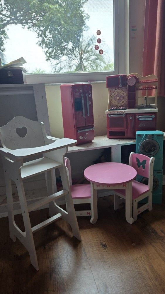 Doll Furniture 