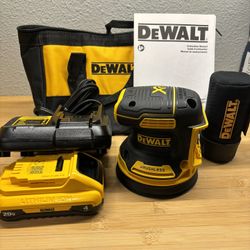 DeWalt XR sander 