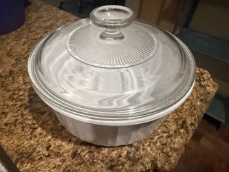 Corningware 1.6ltr casserole with lid