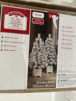 Set of 2 Flocked Christmas Tree 3.5 Ft