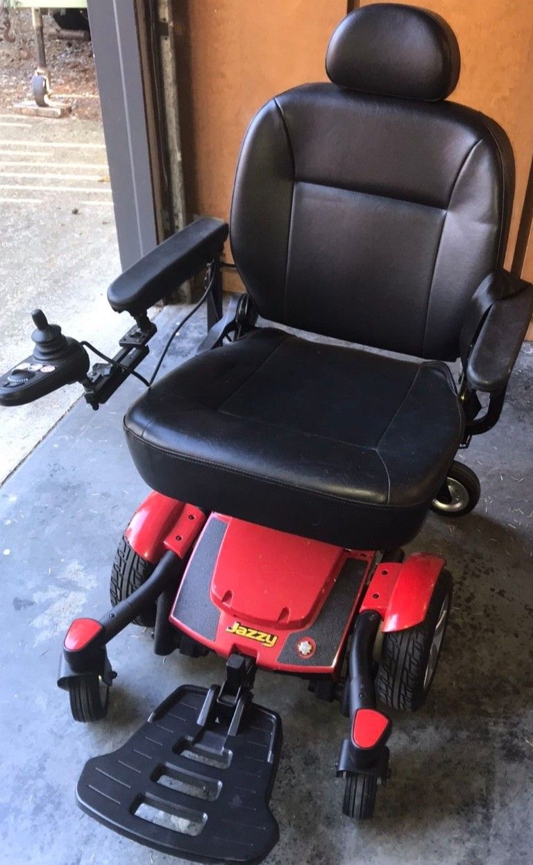 Jazzy Select 6 Mobility Scooter