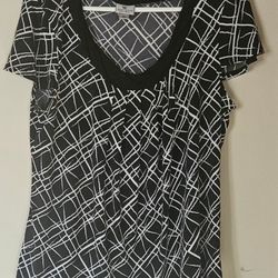 XL Petite Woman's Worthington Short Sleeve Shirt